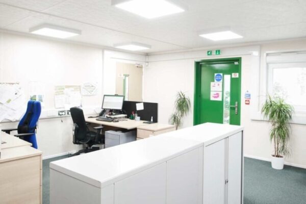 006-modular-office-building-960x640-1-800x533-1.jpg (3 Bay) Compliant Modular Building