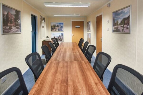 1006-ECOlink-office-cabin-interior-960x640-1-800x533-1.jpg 32Ft ECOlink Meeting Room Cabin