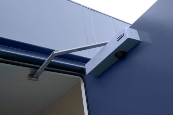 1006-Special-Feature-Door-Closers-resized-960x640-1-800x533-1-1.jpg 32Ft ECOlink Drying Room Cabin