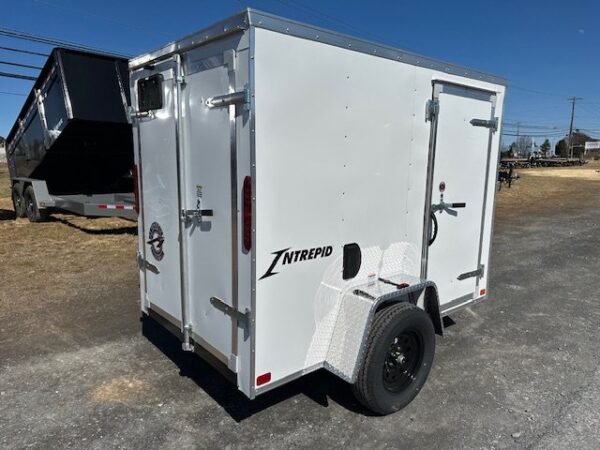 Homesteader 5 x 8 Enclosed V-Nose Cargo Trailer – Barn Doors