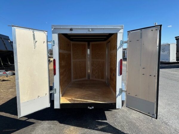 Homesteader 5 x 8 Enclosed V-Nose Cargo Trailer – Barn Doors