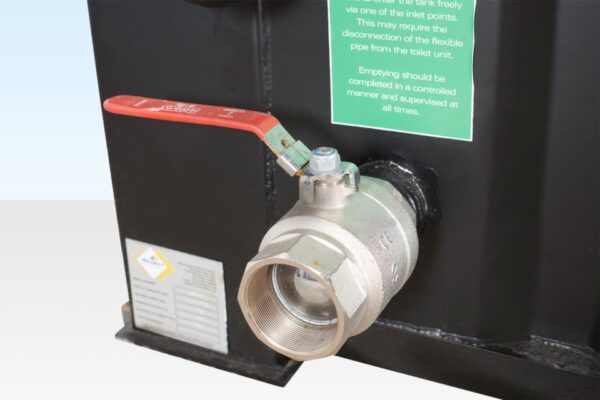 682-waste-tank-for-site-toilets-5-960x640-1.jpg 3+1 Sit On Waste Tank 6500 LTR