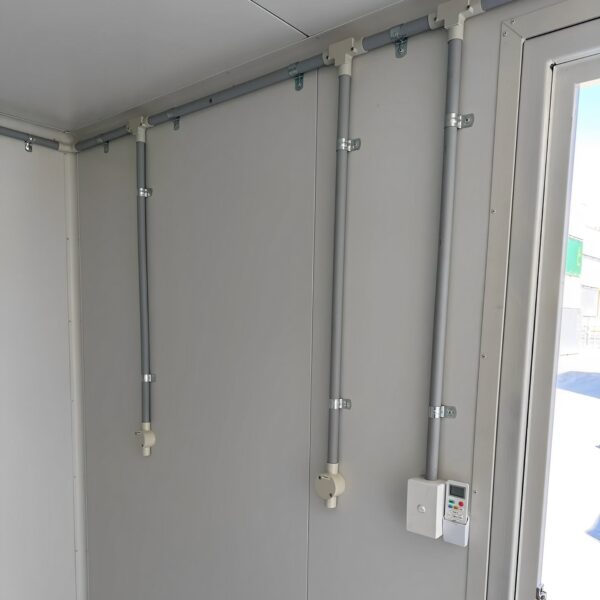 White Modified 10ft Shipping Container with AC