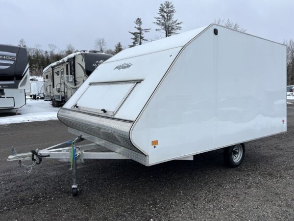 high-country-trailers-101x12-aluminum-2-place-hybrid-w-track-mats-2.jpg High Country Trailers 101×12 Aluminum 2-Place Hybrid w/Track Mats