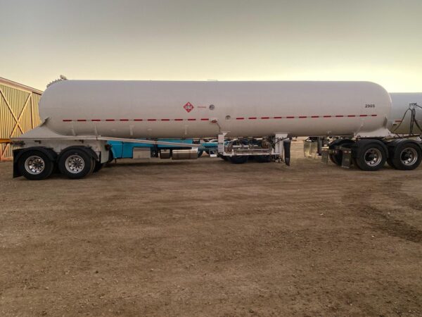 polar-11600-gallon-propane-tanks-online-mc-331-lpg-liquid-tanker-in-stock.jpg Polar 11600 Gallon Propane Tanks Online MC-331 LPG LIQUID TANKER IN STOCK